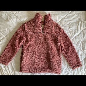 Barely worn, Sherpa quarter zip